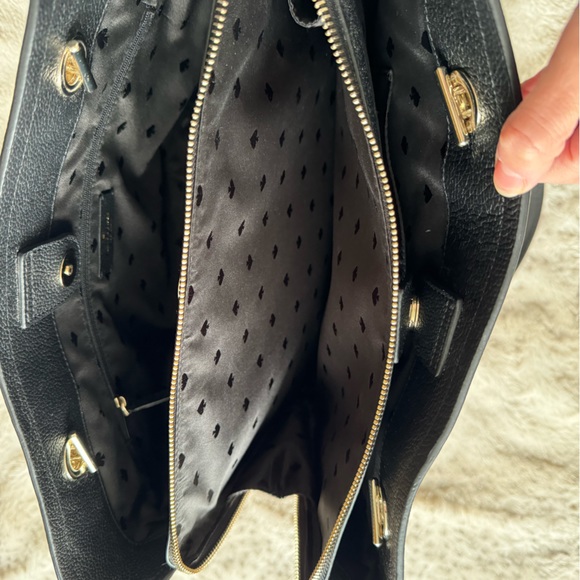 Kate Spade Large Black Leather Tote Bag with Gold Chain Laptop Compartment - Picture 11 of 12